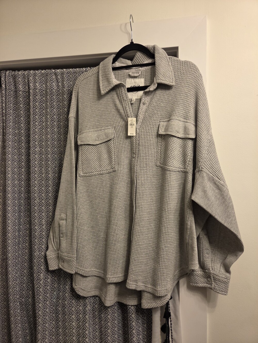 Aerie grey waffle button down shirt NWT XL